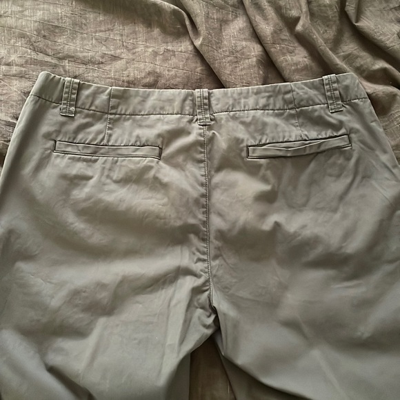GAP Pants in Size 12 NWOT - Picture 4 of 9